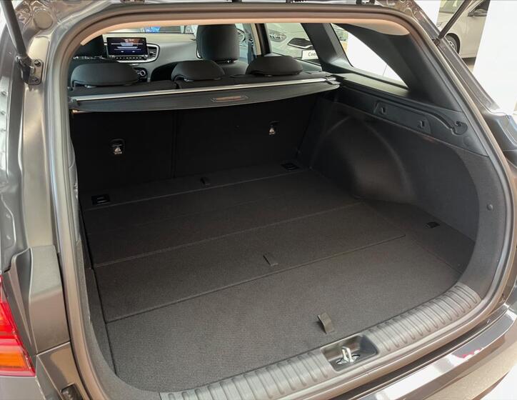 KIA Ceed 9