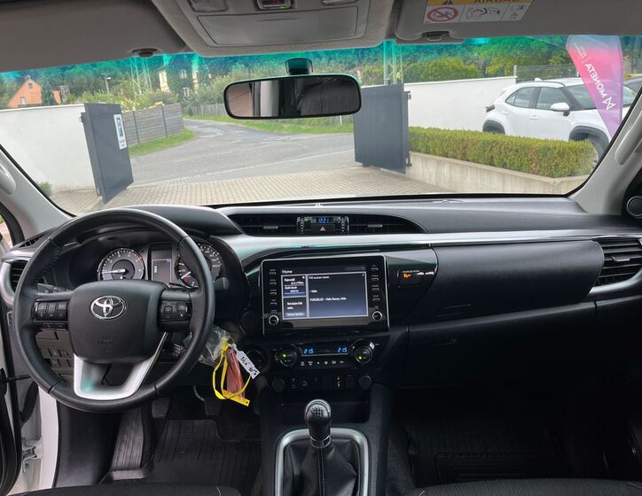 Toyota Hilux 18