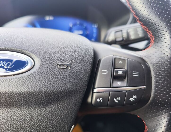 Ford Kuga 24