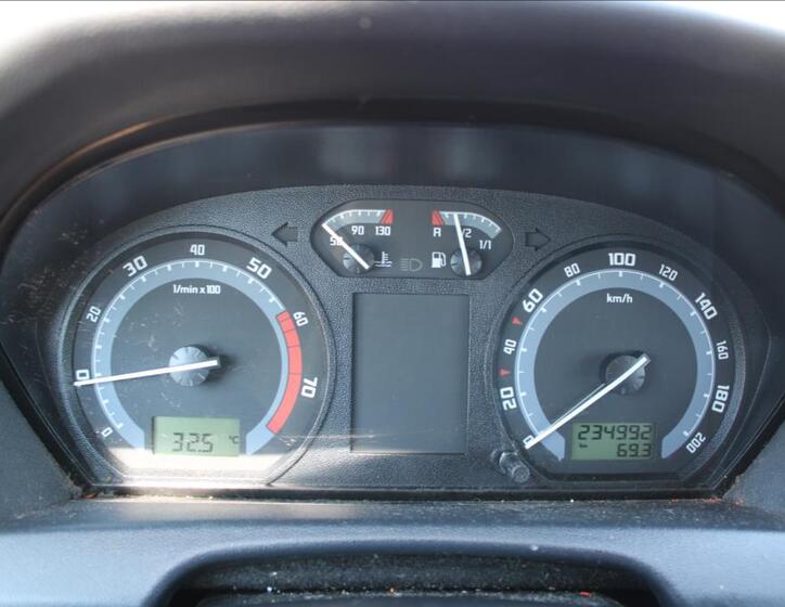 Škoda Fabia 15