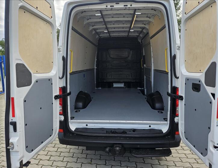 Volkswagen Crafter 7