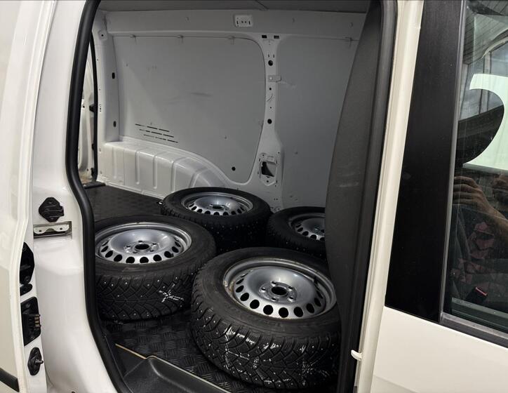 Volkswagen Caddy 31