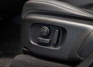 Land Rover Range Rover Velar 8