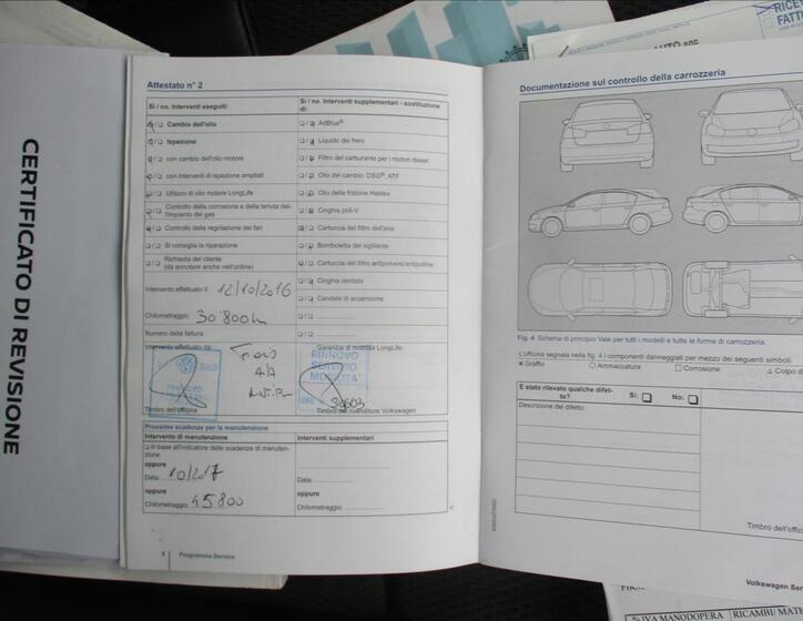 Volkswagen Golf 24