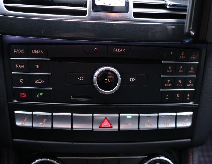 Mercedes-Benz CLS 27