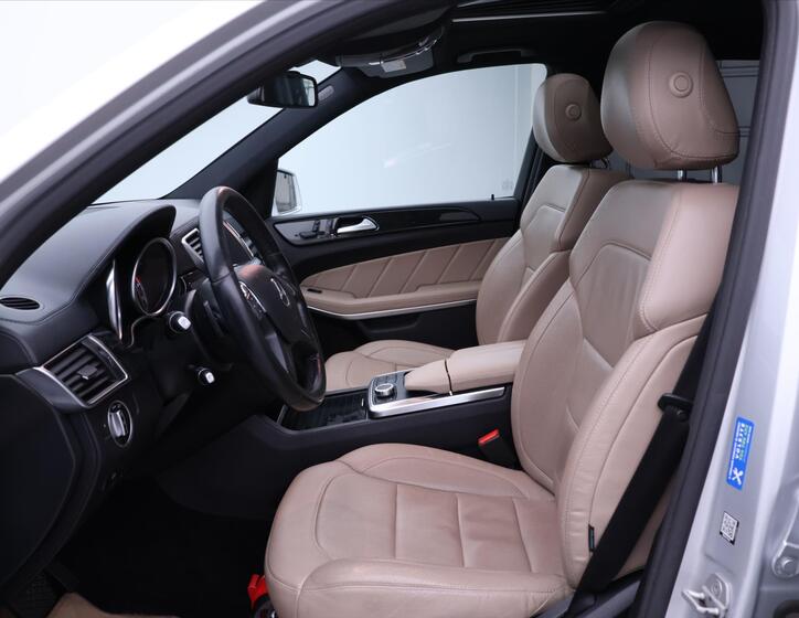 Mercedes-Benz GL 13