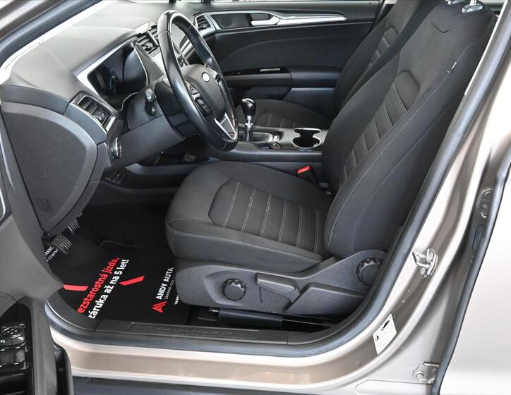 Ford Mondeo 9