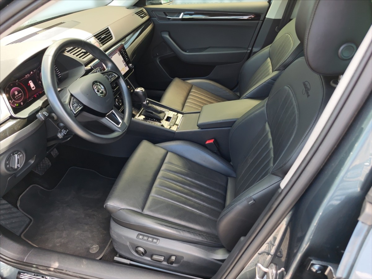 Škoda Superb