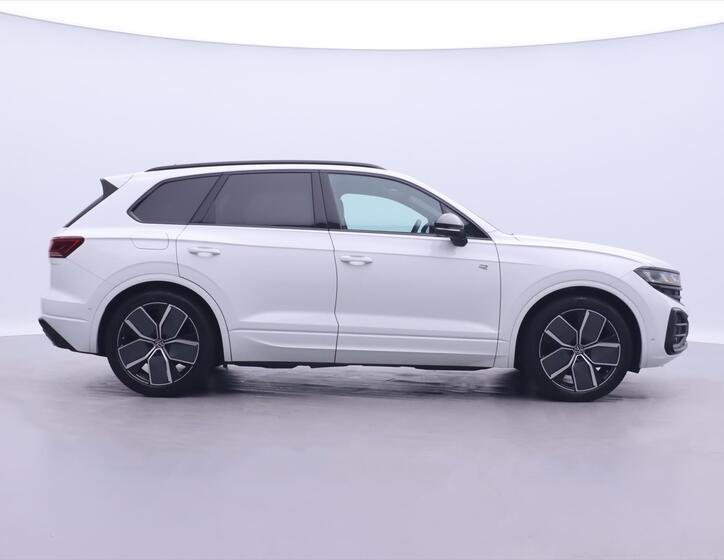 Volkswagen Touareg 8