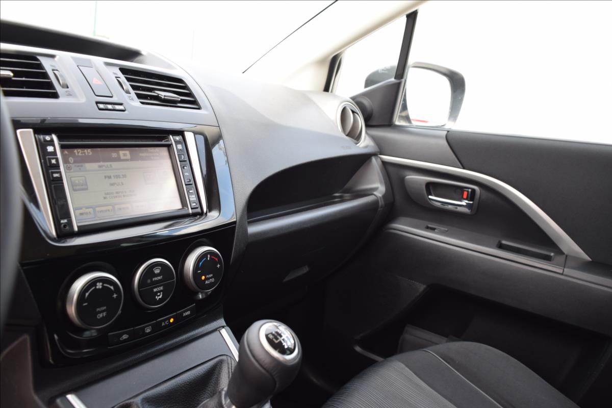 Mazda 5