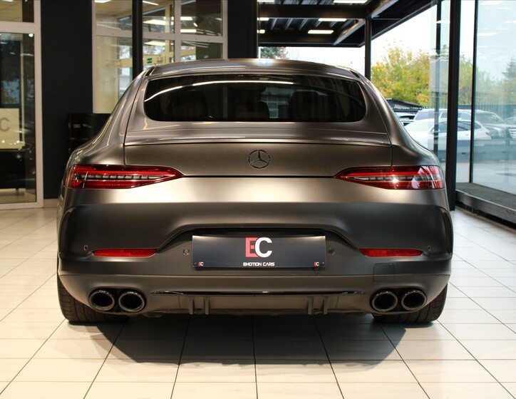 Mercedes-Benz AMG GT 5