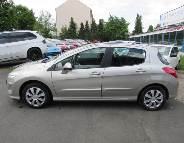 Peugeot 308 7