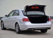 Mercedes-Benz Třídy E 12