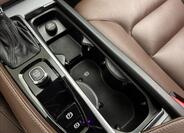 Volvo XC90 30