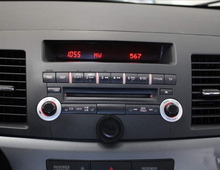 Mitsubishi Lancer 10