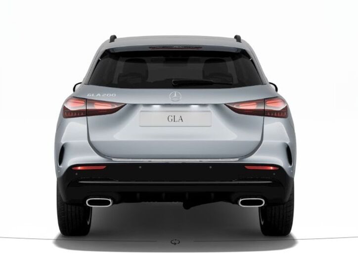 Mercedes-Benz GLA 5