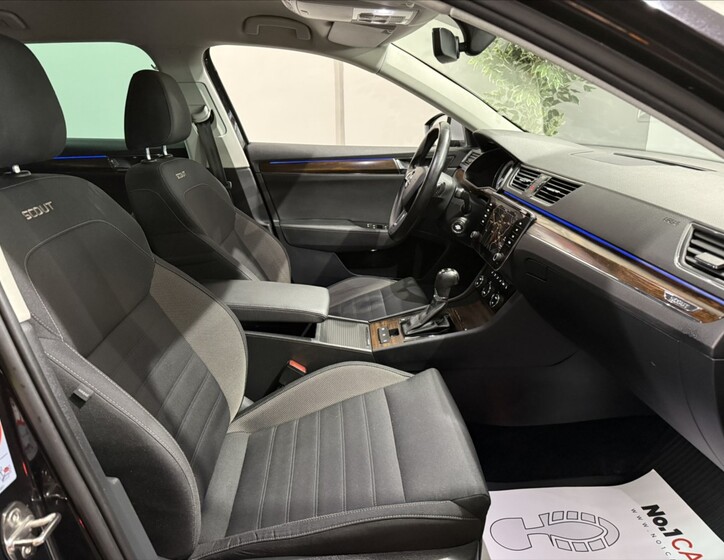 Škoda Superb 24