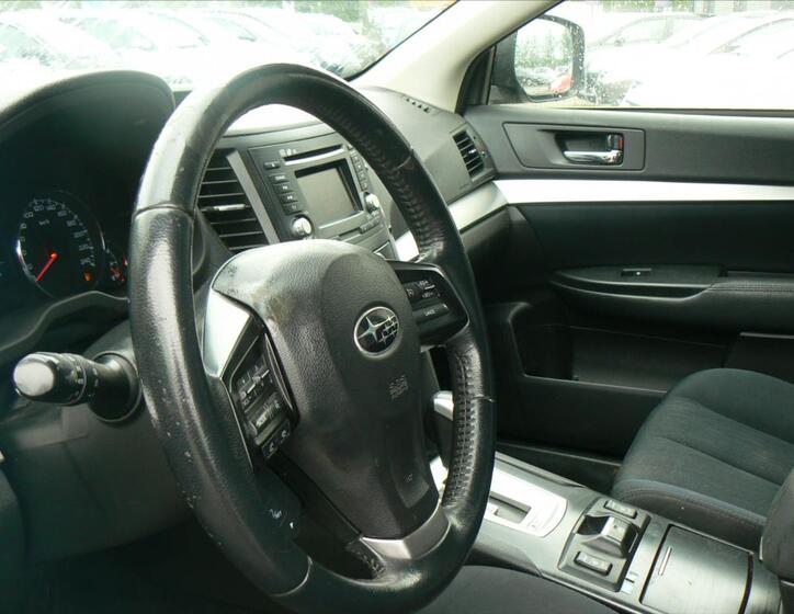Subaru Outback 10