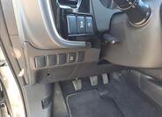 Mitsubishi Outlander 11