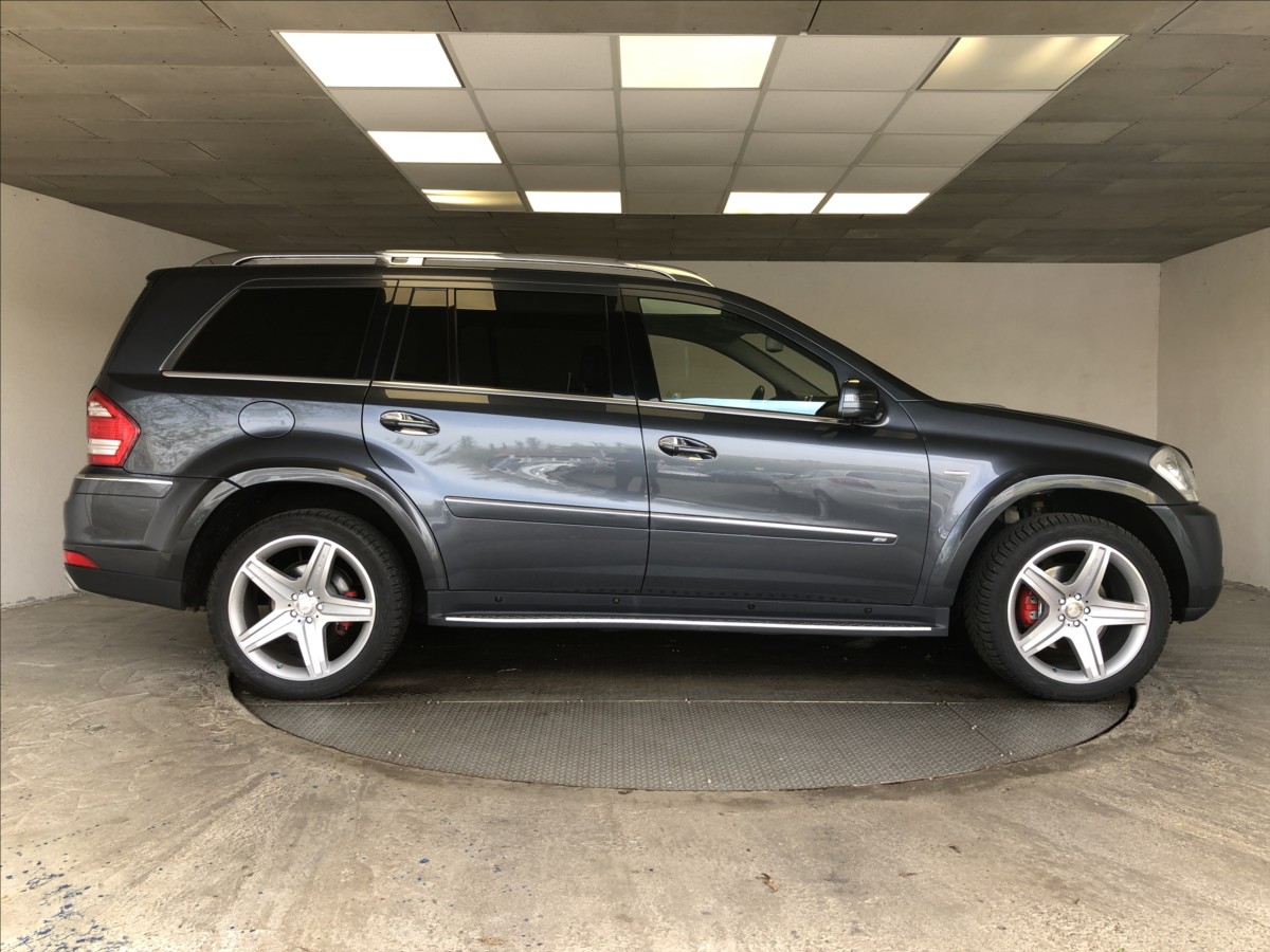 Mercedes-Benz GL