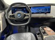BMW iX 7