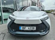 Toyota C-HR 2