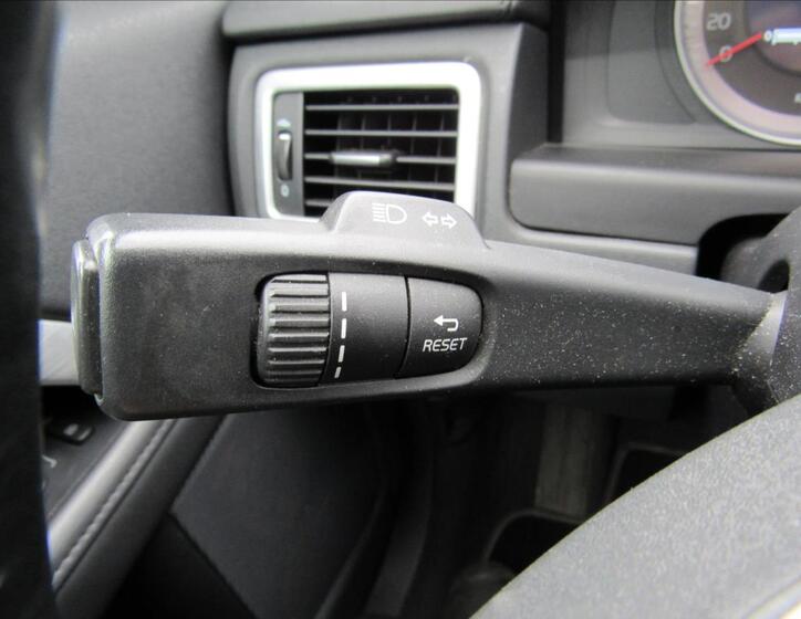 Volvo V70 23
