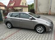 Toyota Auris 2