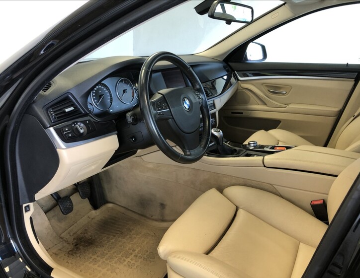 BMW Řada 5 9