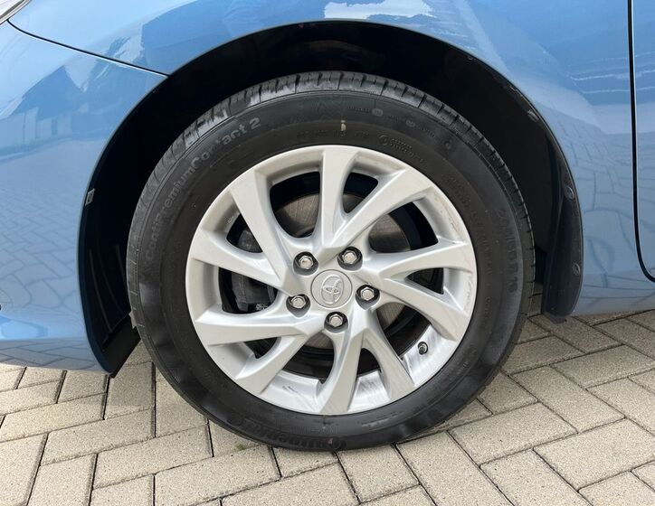 Toyota Auris 28