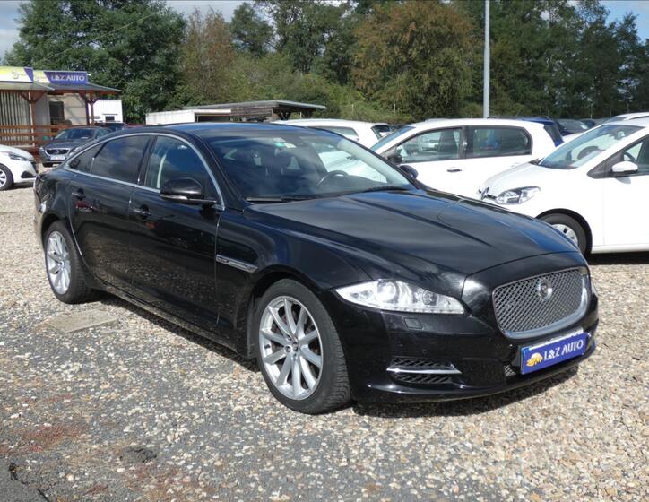 Jaguar XJ 3