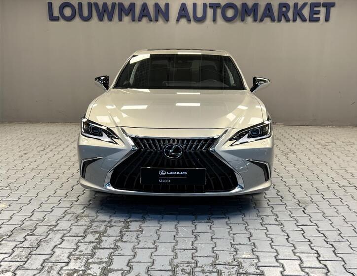 Lexus ES 300 4