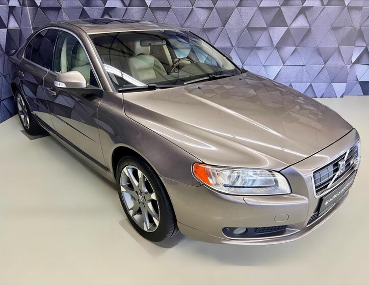 Volvo S80 3