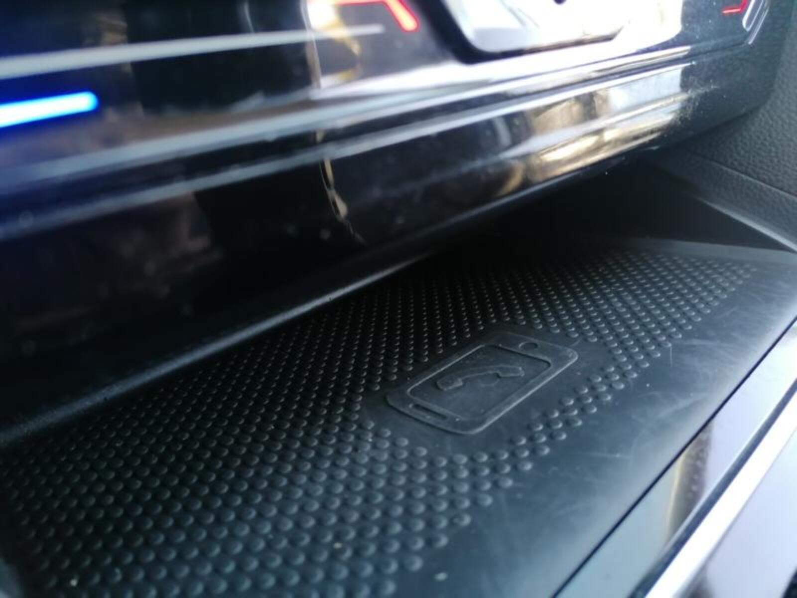Volkswagen Passat 25