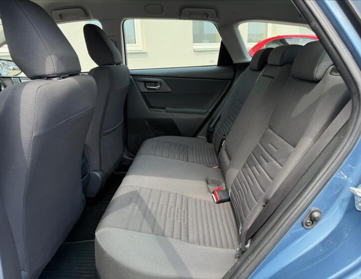 Toyota Auris 10