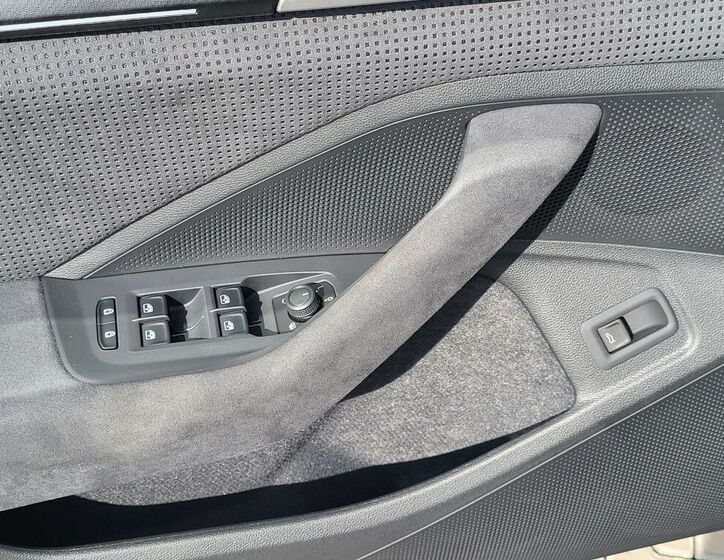 Škoda Superb 12
