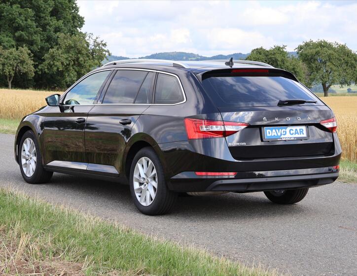 Škoda Superb 5