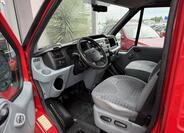 Ford Transit 9