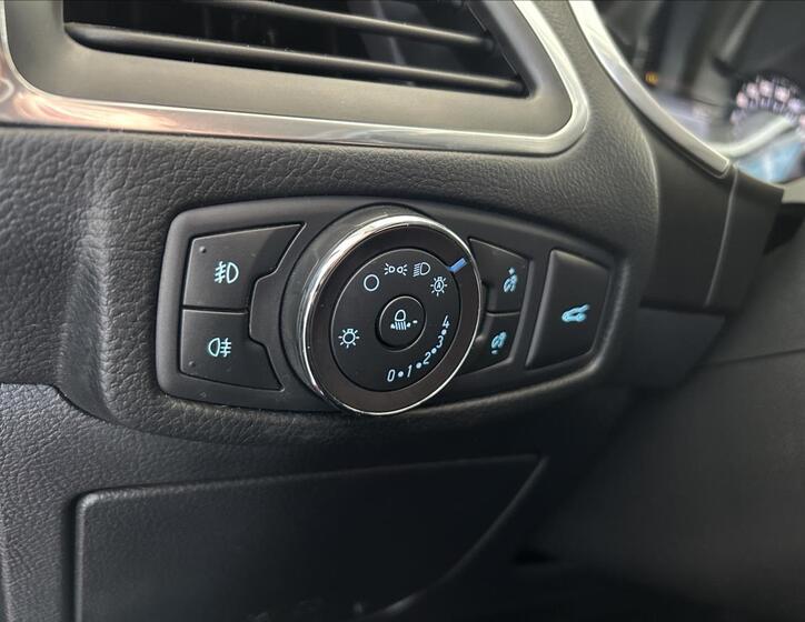 Ford S-MAX 12