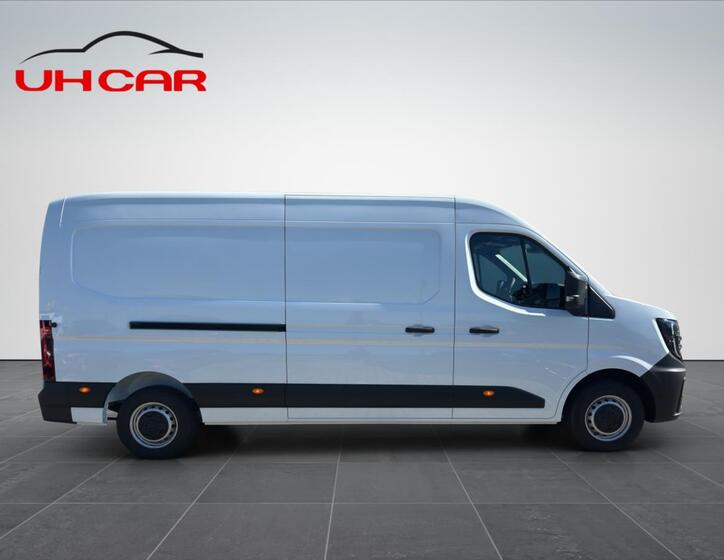 Nissan Interstar 4