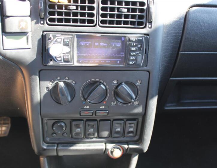 Seat Cordoba 15