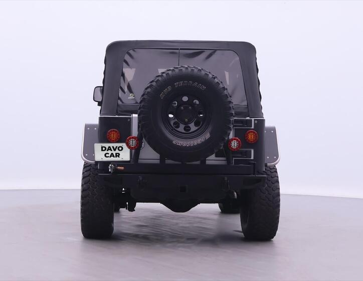 Jeep Wrangler 6