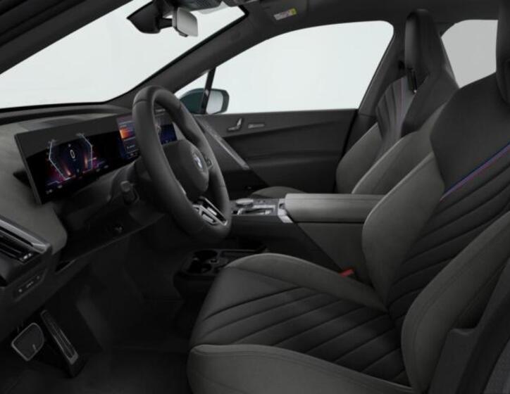 BMW iX 4