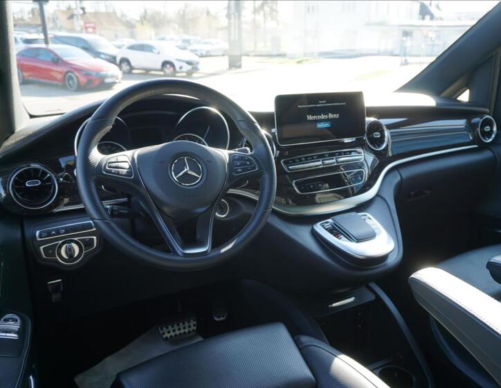 Mercedes-Benz Třídy V 17