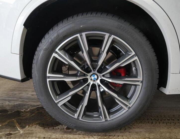 BMW X5 9
