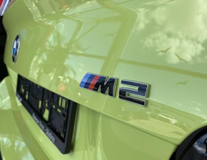 BMW M2 11