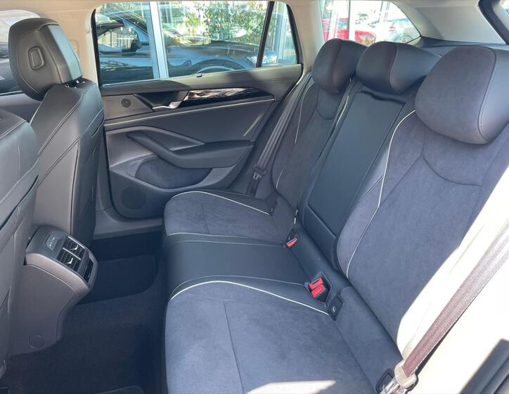 Volkswagen Passat 16