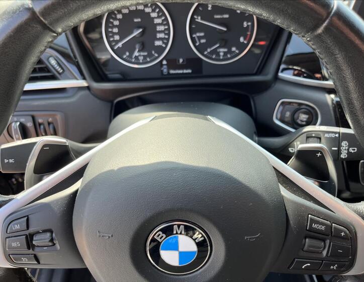 BMW X1 25