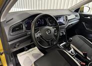 Volkswagen T-Roc 15