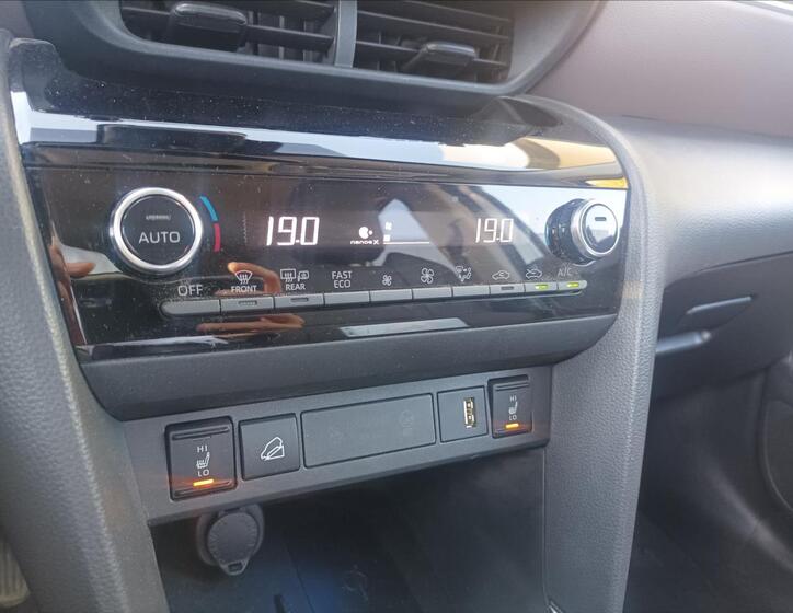 Toyota Yaris 17